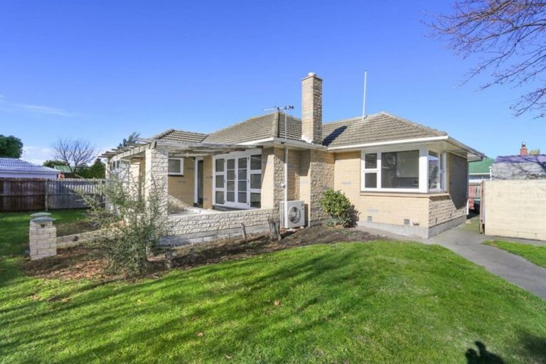 Photo of property in 10 Bellina Place, Broomfield, Christchurch, 8042