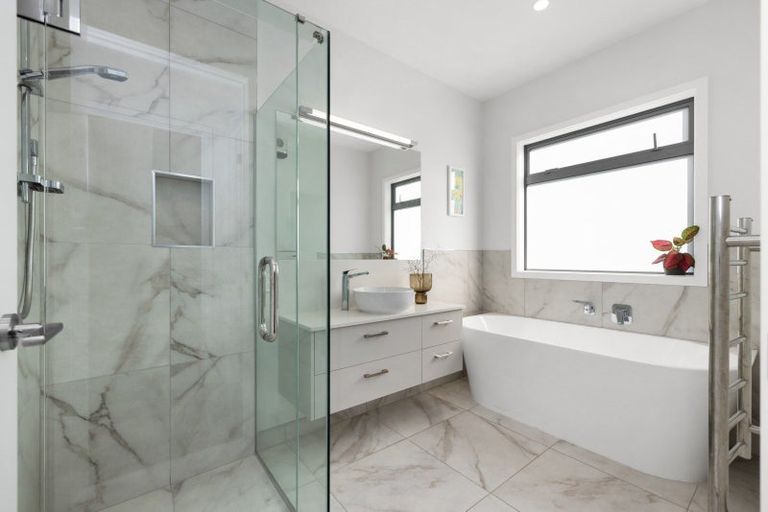 Photo of property in 3 Ridgeway Terrace, Taradale, Napier, 4112