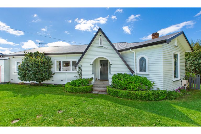 Photo of property in 9 Alfred Street, Fairfield, Hamilton, 3214