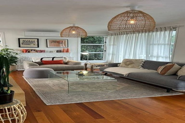 Photo of property in 1/11 Tristram Avenue, Forrest Hill, Auckland, 0620