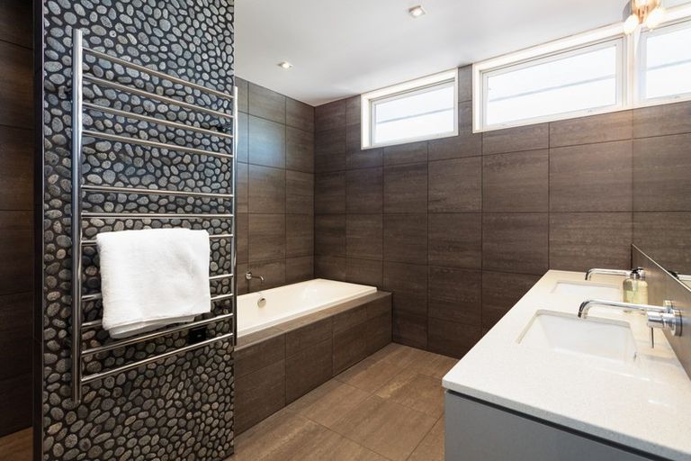 Photo of property in 72 Wakatu Avenue, Moncks Bay, Christchurch, 8081