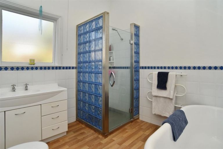 Photo of property in 30 Gresford Street, Edgeware, Christchurch, 8013