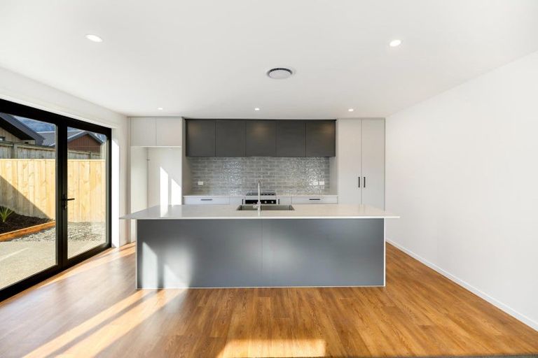 Photo of property in 9 Collie Road, Jacks Point, 9371