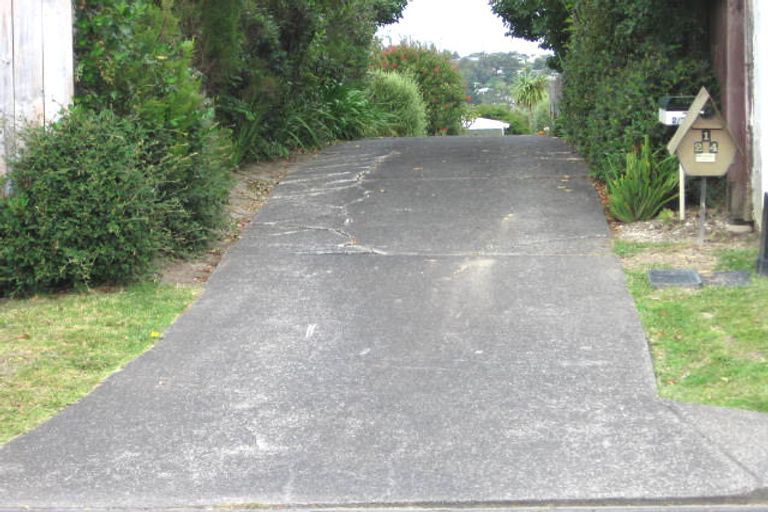 Photo of property in 2/24 Summit Drive, Torbay, Auckland, 0630