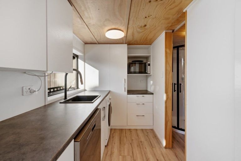 Photo of property in 18 Motiti Road, Papamoa Beach, Papamoa, 3118