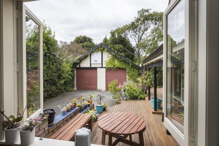 Photo of property in 27 Alan Street, Palmerston North, 4414
