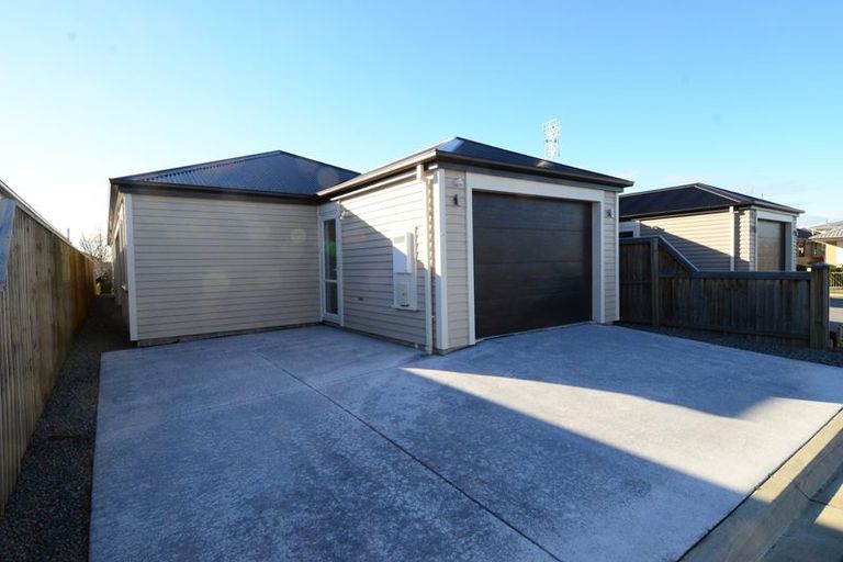 Photo of property in 3 Pounamu Place, Pegasus, 7612