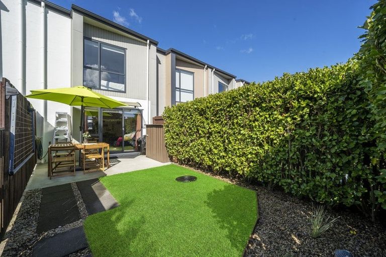 Photo of property in 37 Alliance Lane, Papakura, 2110