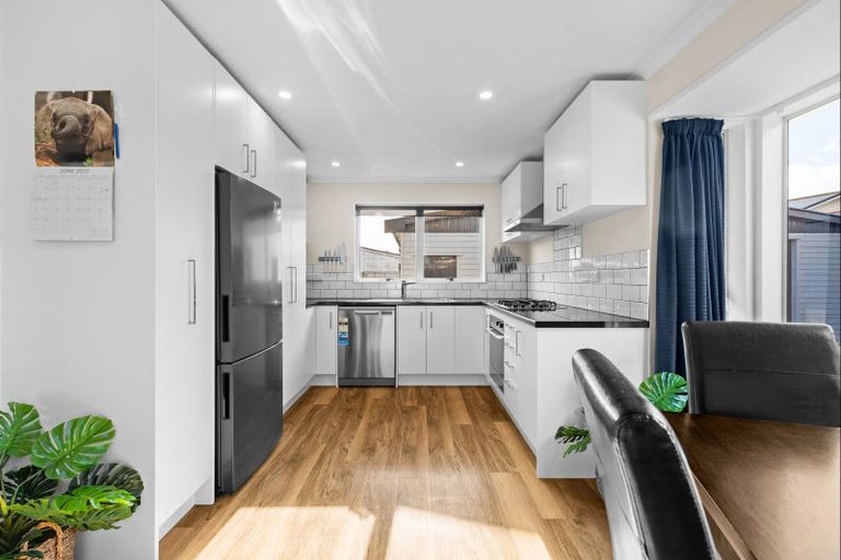 Photo of property in 6 Waltham Court, Cloverlea, Palmerston North, 4412