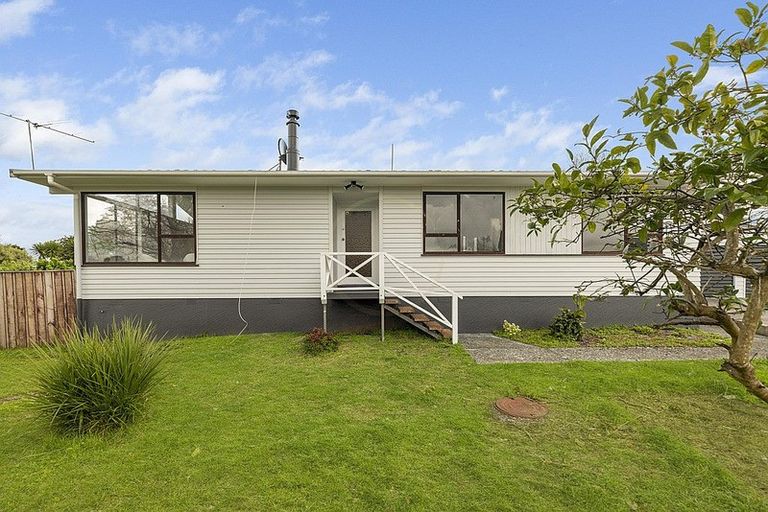 Photo of property in 25 Carter Place, Manurewa, Auckland, 2102