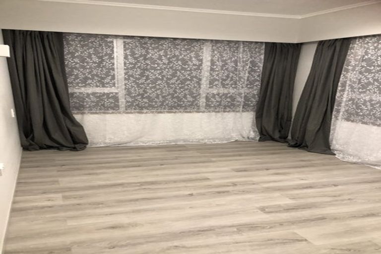 Photo of property in 56 Scott Road, Stanmore Bay, Whangaparaoa, 0932