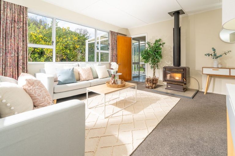 Photo of property in 100 Tilley Road, Paekakariki, 5034