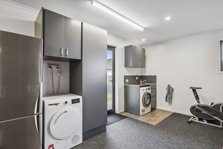 Photo of property in 6 Silverview Place, Mosgiel, 9024