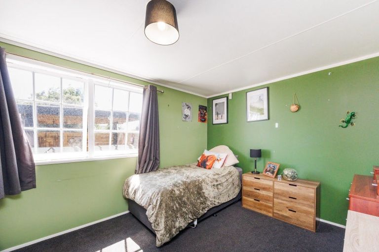 Photo of property in 359 Newbury Line, Bunnythorpe, Palmerston North, 4478