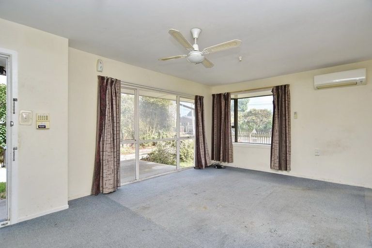 Photo of property in 14 Ruru Road, Linwood, Christchurch, 8062