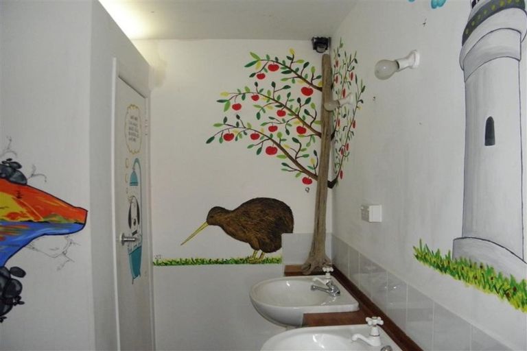 Photo of property in 271 Tay Street, Turnbull Thomson Park, Invercargill, 9810