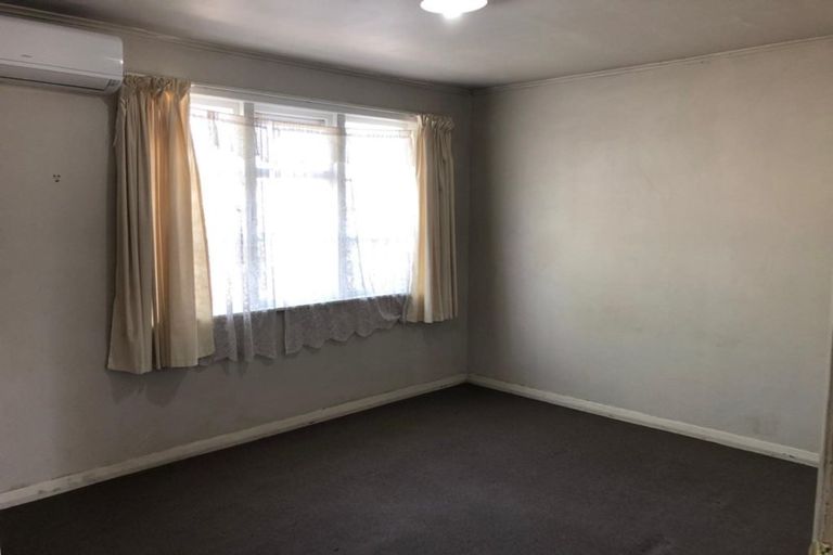Photo of property in 22a Nogat Avenue, Papatoetoe, Auckland, 2024