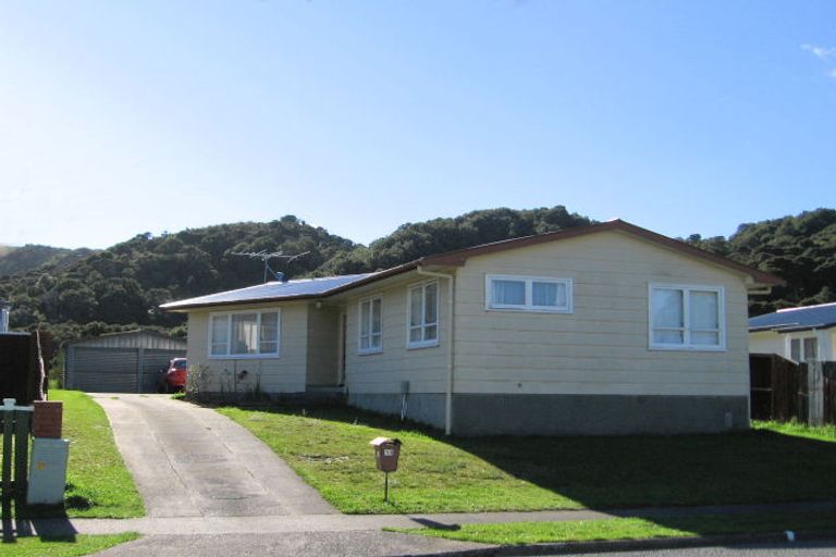 Photo of property in 13 Rakaia Grove, Wainuiomata, Lower Hutt, 5014