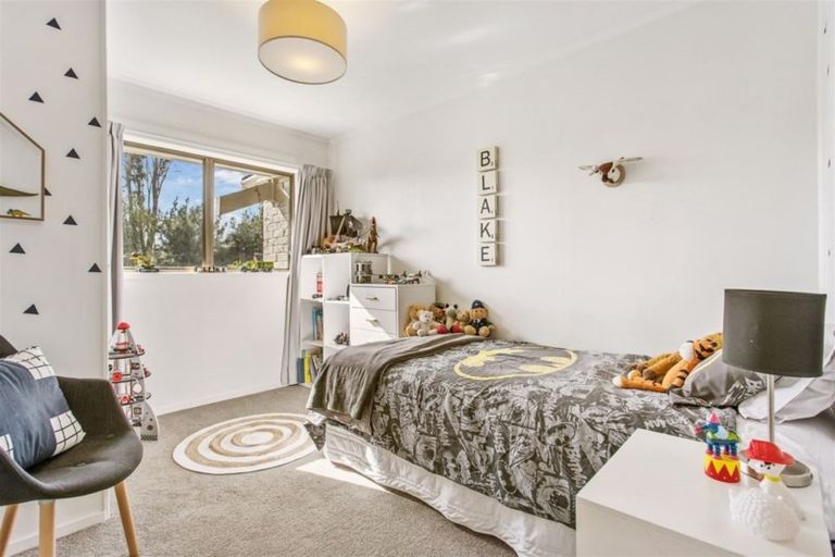 Photo of property in 12 Pine Terrace, Howick, Auckland, 2014