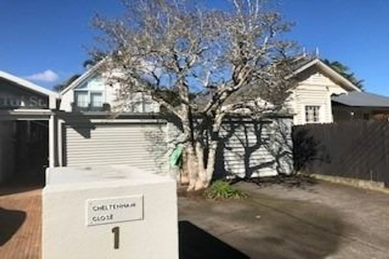 Photo of property in 1/1 Tui Street, Devonport, Auckland, 0624