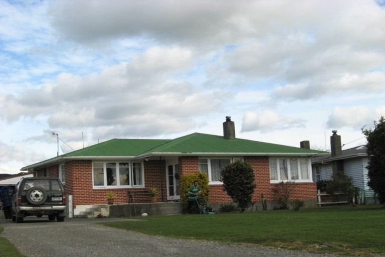 Photo of property in 24 East Road, Shannon, 4821