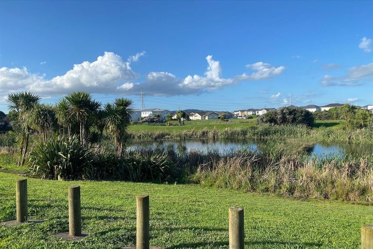 Photo of property in 41a Soaring Bird Drive, Takanini, 2112