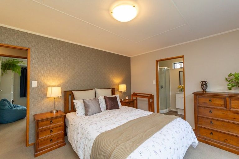 Photo of property in 9 Delta Place, Milson, Palmerston North, 4414