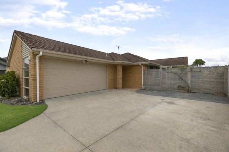 Photo of property in 19 Parkwood Place, Papamoa Beach, Papamoa, 3118