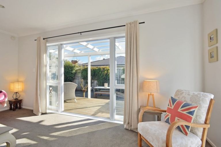 Photo of property in 52 East Street, Greytown, 5712