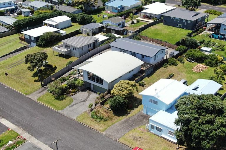 Photo of property in 5a Hillview Road, Waihi Beach, 3611