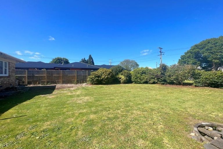 Photo of property in 1120 Heaphy Terrace, Fairfield, Hamilton, 3214