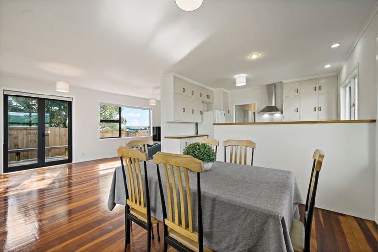 Photo of property in 78a Wharf Road, Te Atatu Peninsula, Auckland, 0610