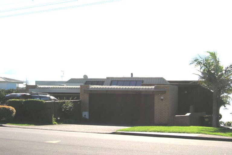 Photo of property in 1/15a Takutai Avenue, Bucklands Beach, Auckland, 2012