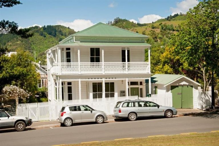 Photo of property in 349 Trafalgar Square, Nelson, 7010