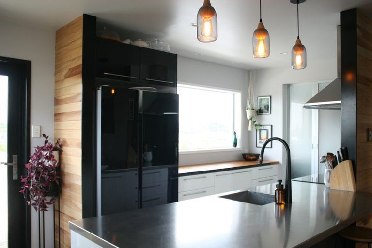 Photo of property in 24 Kingsford Street, Bell Block, New Plymouth, 4312