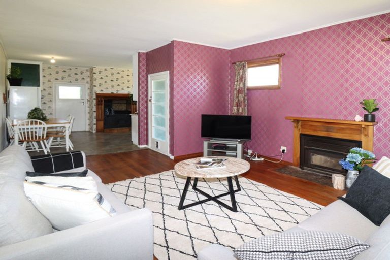 Photo of property in 1183 Masterton Stronvar Road, Wainuioru, Masterton, 5890