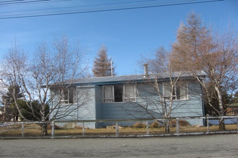 Photo of property in 20 Sealy Street, Twizel, 7901