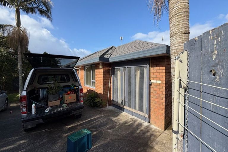Photo of property in 2/3 Trimmer Terrace, Papatoetoe, Auckland, 2025