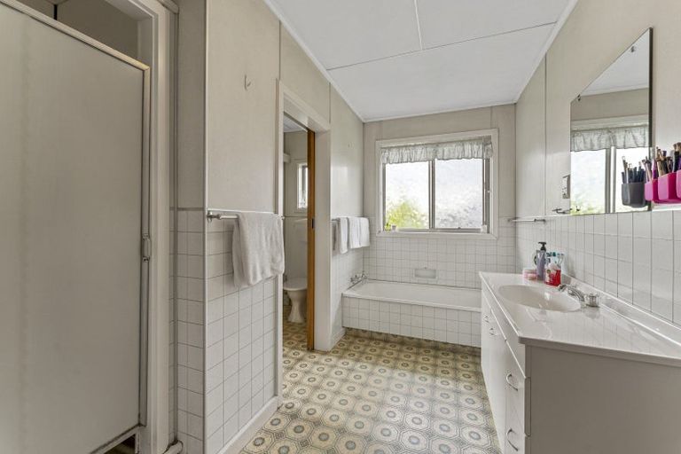 Photo of property in 92 Sunderland Street, Clyde, 9330