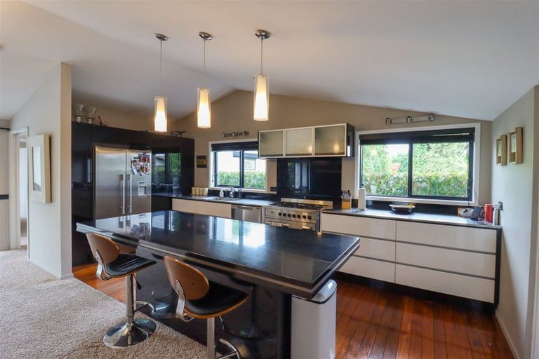 Photo of property in 94 Mountain View Road, Glenwood, Timaru, 7910