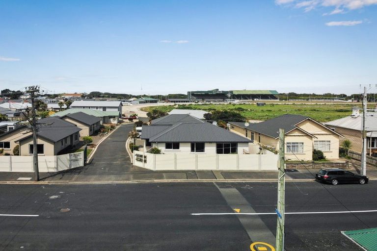 Photo of property in 69h Richardson Street, Saint Kilda, Dunedin, 9012