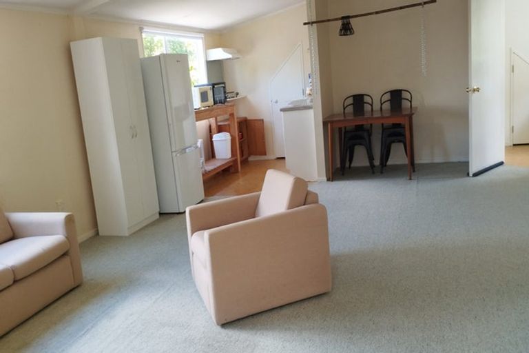 Photo of property in 1 Cotebrooke Lane, Hillcrest, Hamilton, 3216