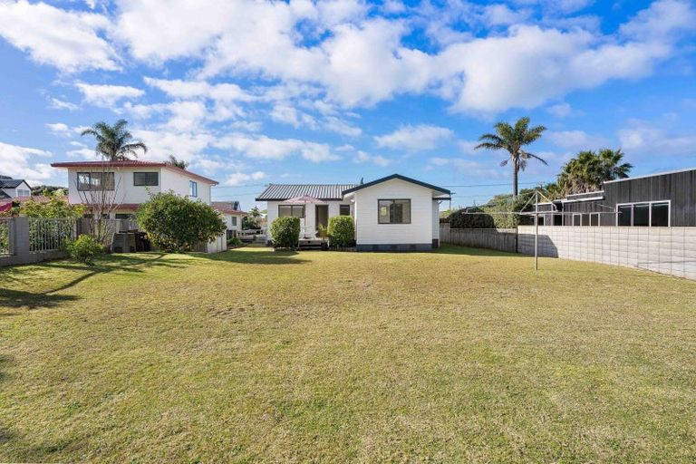 Photo of property in 123 Bellona Road, Whangamata, 3620