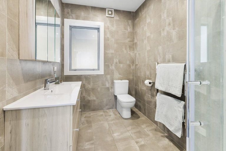 Photo of property in 216c Sutherland Road, Lyall Bay, Wellington, 6022