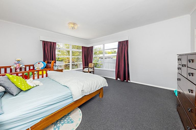 Photo of property in 30a Holland Street, Pukekohe, 2120