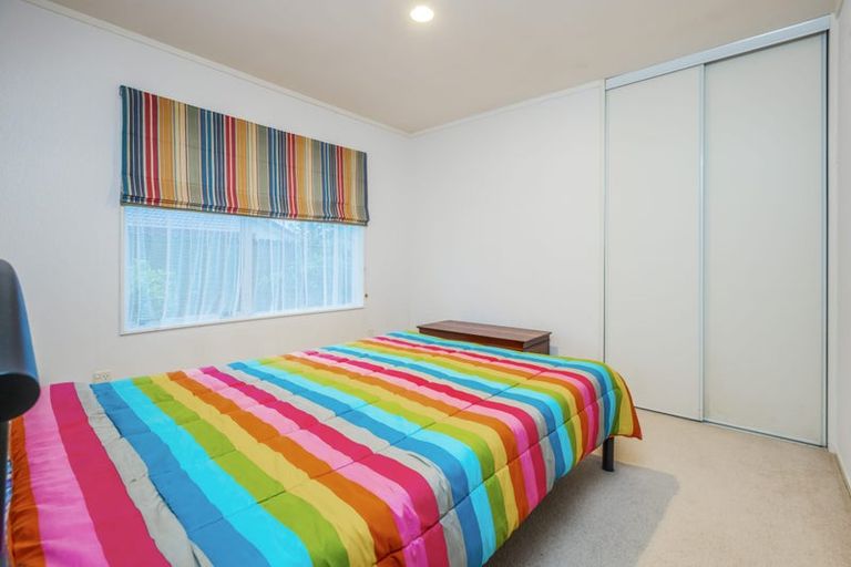 Photo of property in 6a Sheriff Place, Randwick Park, Auckland, 2105