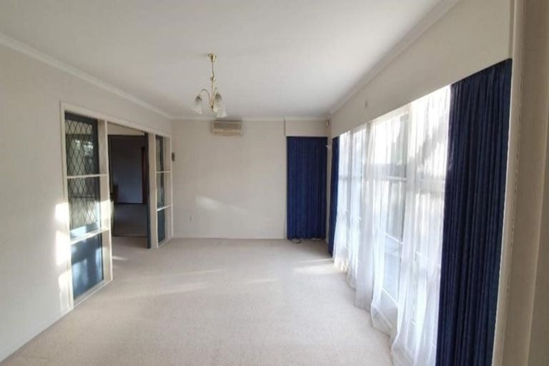 Photo of property in 101 Prestons Road, Redwood, Christchurch, 8051