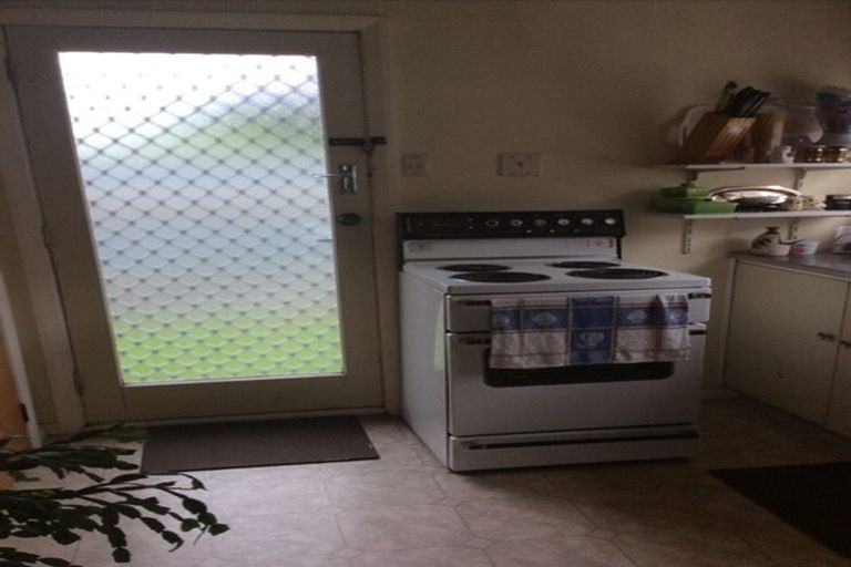 Photo of property in 437 Featherston Street, Palmerston North, 4414