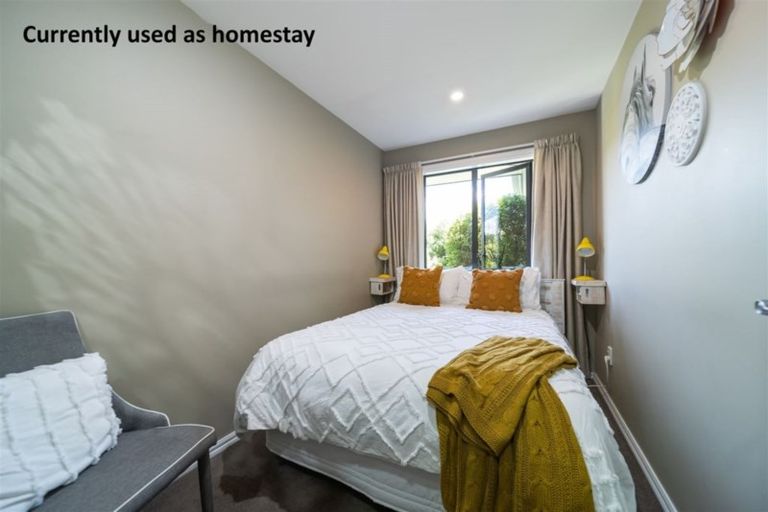 Photo of property in 1 Manorburn Place, Lake Hayes, Queenstown, 9304