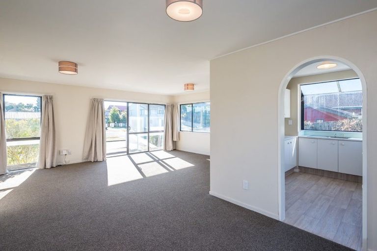 Photo of property in 66 Queens Road, Waikanae Beach, Waikanae, 5036
